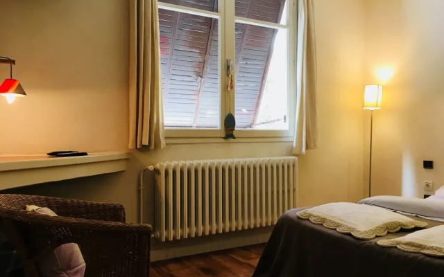 La Mirabelle-casteil Country House