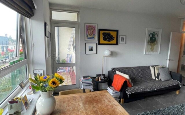 Contemporary 1BD Flat W/balcony - Stoke Newington!