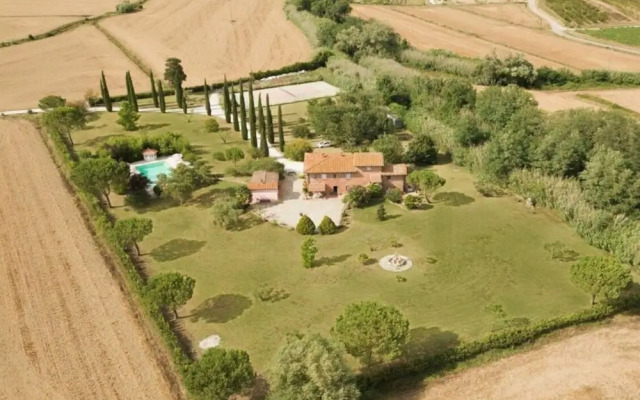 Villa al Molino Comfortable Holiday Residence