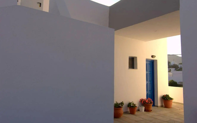 Avra Pension