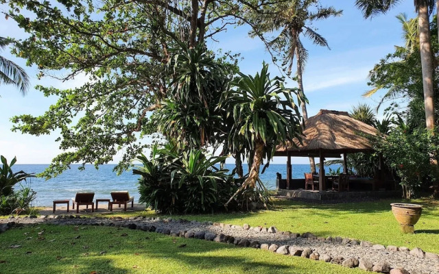 Ciliks Beach Garden