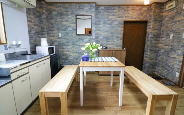 Maru House - Hostel