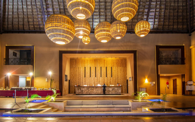 Reef Yucatan Hotel and Convention Center All Inclusive