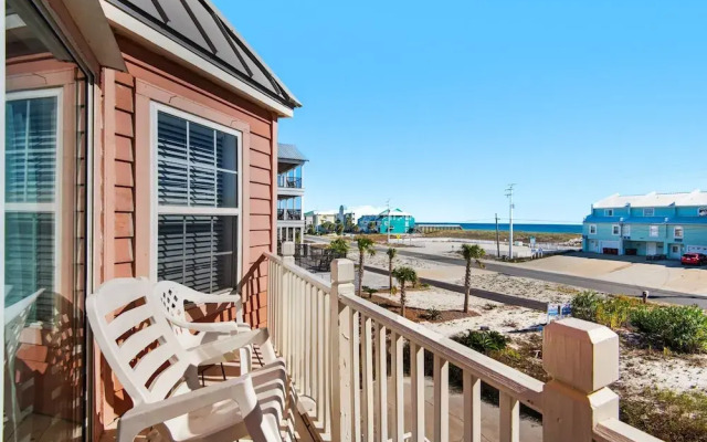Pelican Point 2 Bedroom Townhouse by RedAwning