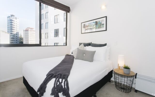 TOWNY - Top Floor Tranquility - 2 Bedrooms