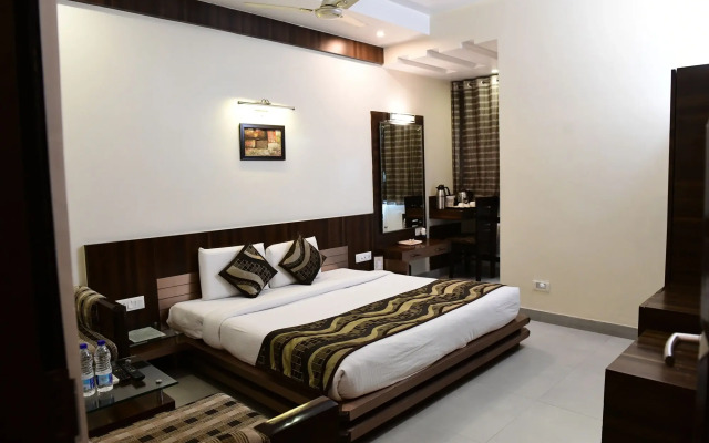 Hotel Ravisha Continental