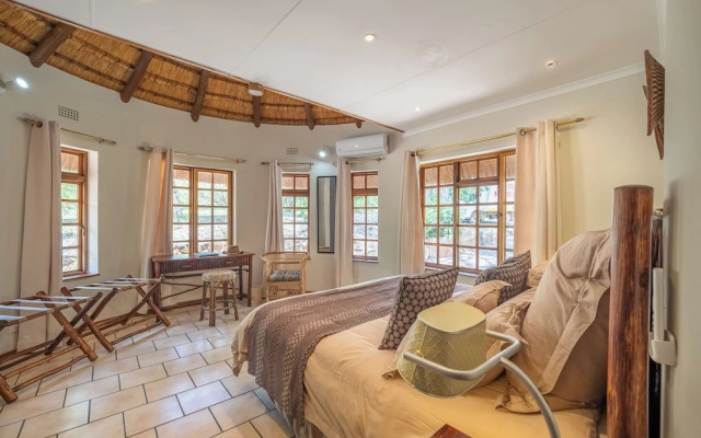MILIMA Big 5 Safari Lodge