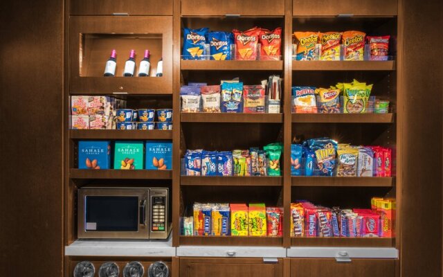 Courtyard Oakland Airport