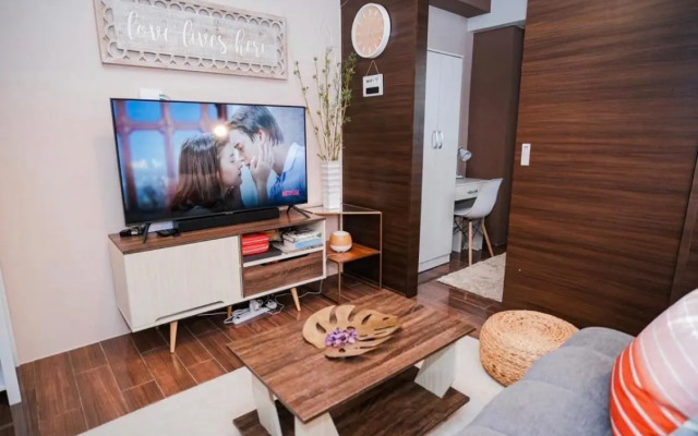 Cozy 1br w/ balcony @ AIR Makati * SKYLINE view