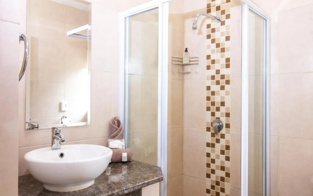 Storms River Guest Lodge