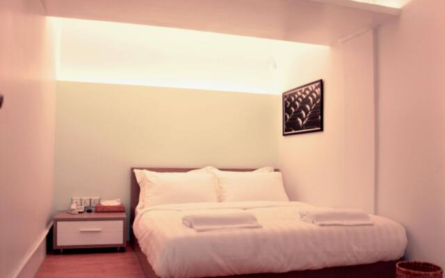 30th Corner Boutique Hostel