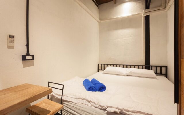 Feel Good Hostel