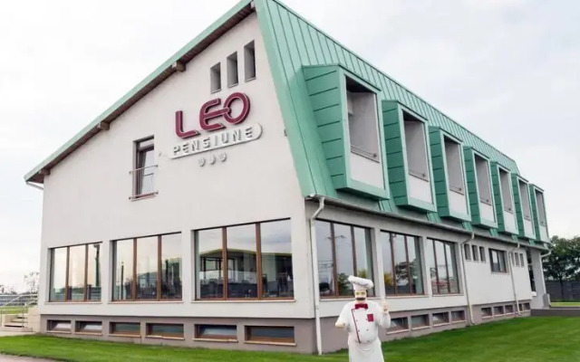 Pensiune Leo