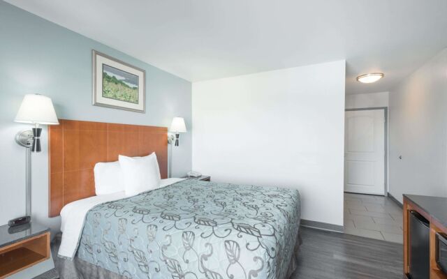 Days Inn by Wyndham Watertown Fort Drum