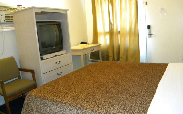 Fairway Inn by the Falls