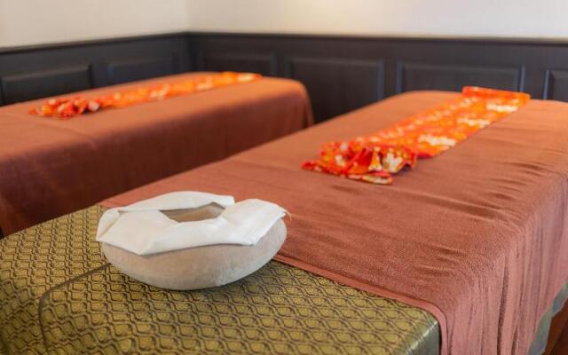 Mora Boutique Hotel