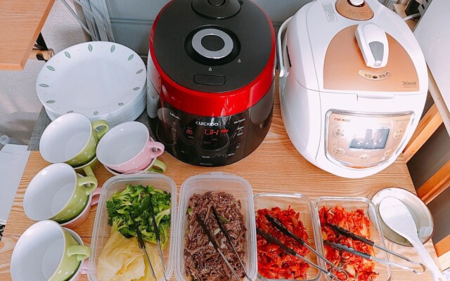 Blue Island Guesthouse - Hostel