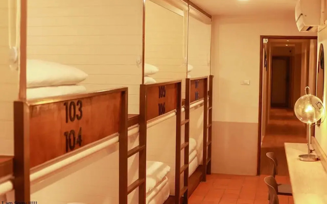 Shanti Hostel