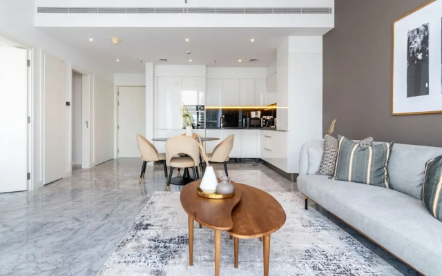 Silkhaus Canal Views Gorgeous 1BR Pool Access