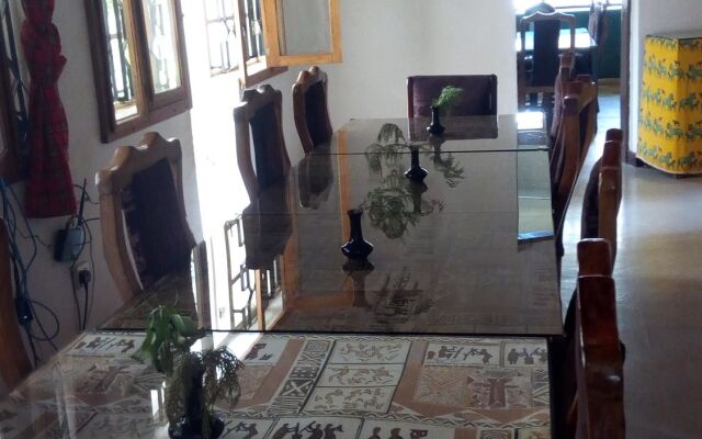 Kitolie Home and Lodge