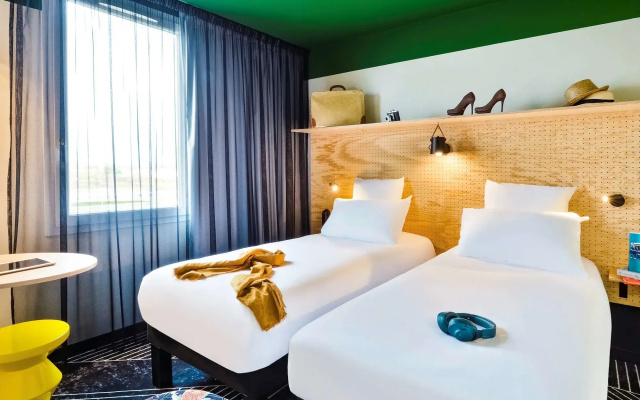 ibis Styles Lyon Meyzieu Arena Stadium