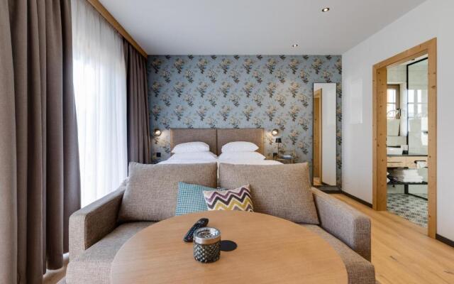 Hideaway Hotel Montestyria Chalets & Suiten