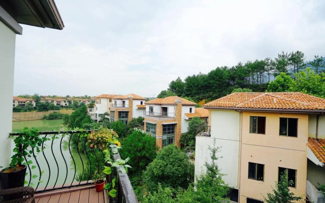 Yiyun Lakeside Hotel