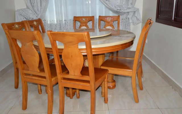 White Stone Apartment KIMIHURURA