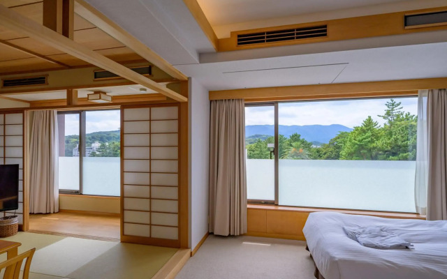 Toba Hotel International