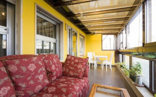 Central Station Studio by FlatsCollection