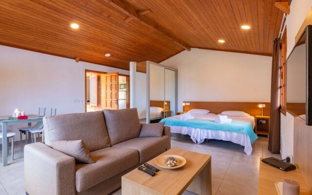 Casa de vacaciones con piscina compartida en Mogán II