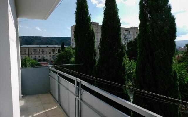 Keti And Tatia Sisters Apartment Near Old And Central Tbilisi