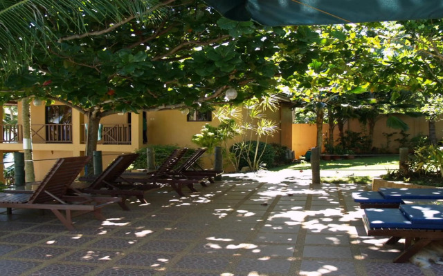 Anda White Beach Resort