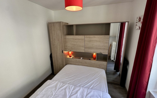 Mountain View Flat for 5 in Mont-dore