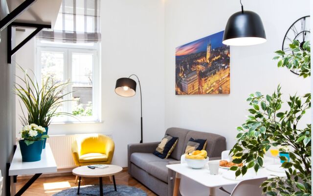 LOOX apartments Hatzova