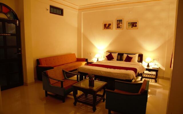 Hotel Nahargarh Palace