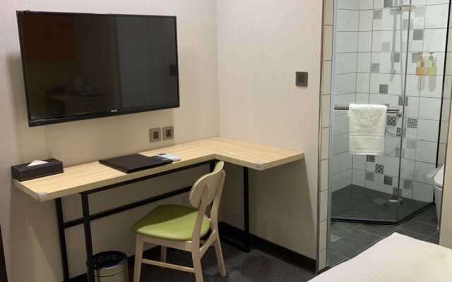 Airport Express Hotel