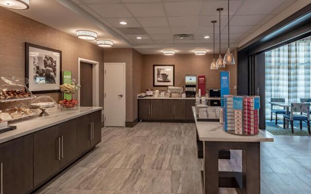 Hampton Inn & Suites Dallas/Plano Central