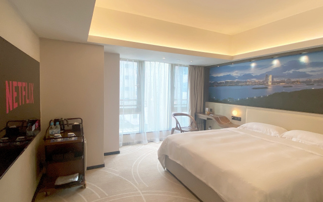 Oasis Avenue – A GDH Hotel