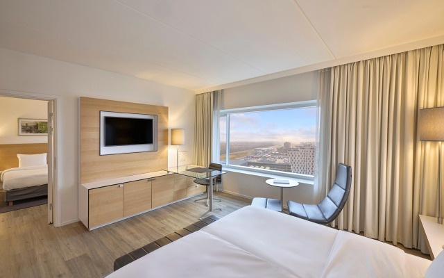 Crowne Plaza Copenhagen Towers by IHG