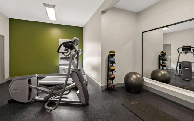 Spark by Hilton Tifton