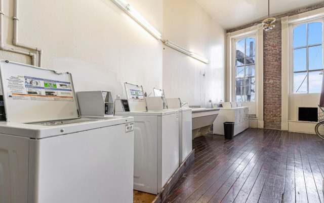 Galveston Historic Strand Loft 204