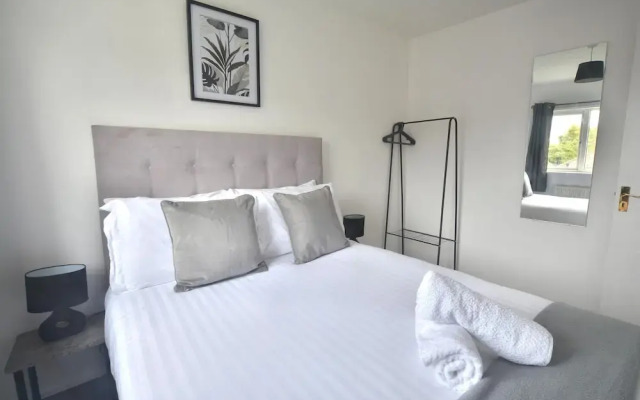 Victoriadock-3bedrooms-1bathroom-wifi-parking