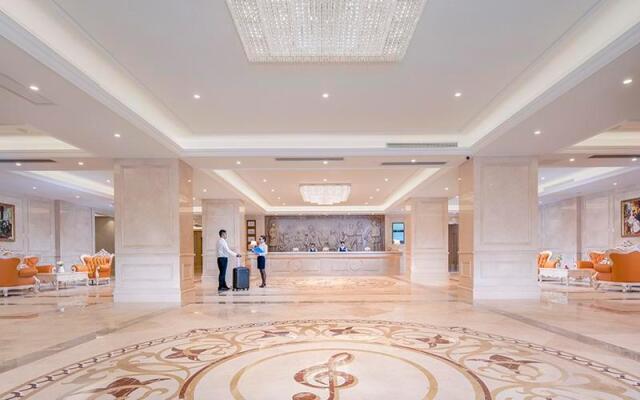 Vienna Hotel Guangdong Zhuhai Doumen Daxin Xinduhui