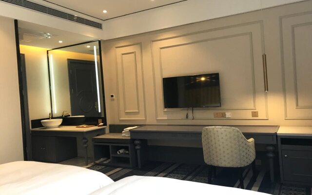 Gangrun East Asia Hotel