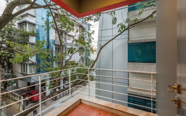 OYO Townhouse 025 Garuda Mall Bangalore