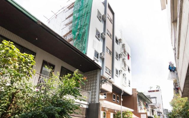 OYO 152 Sangco Condotel