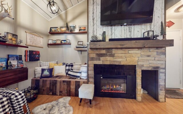 Bigwood #41 2 Bedroom Condo