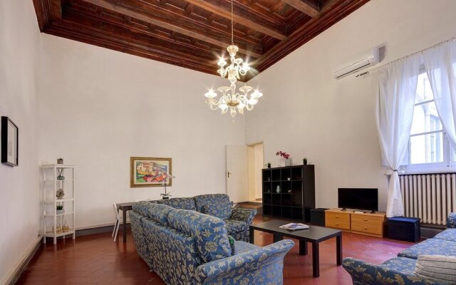 Servi 34 in Firenze With 3 Bedrooms and 2 Bathrooms