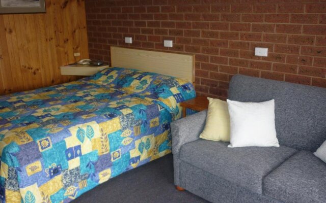 Country Mile Motor Inn